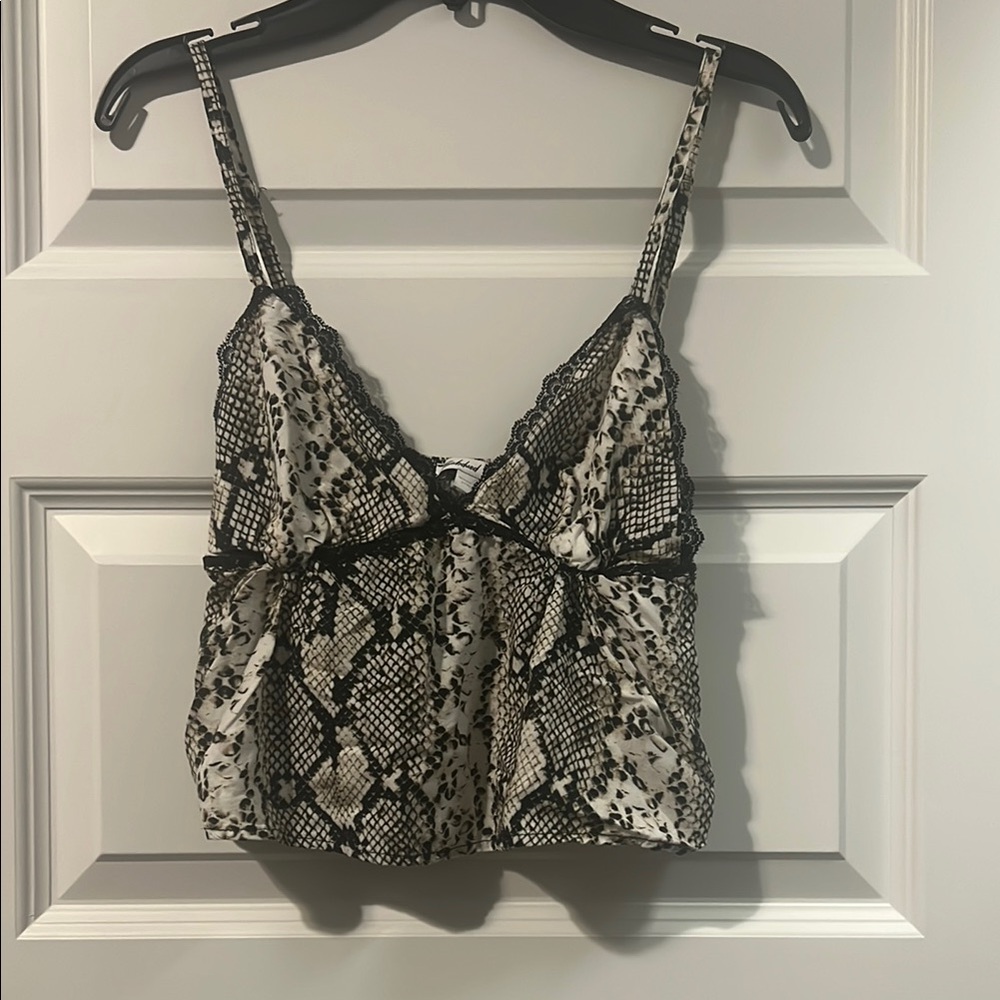Women's Black and White Snake Print Tank Top